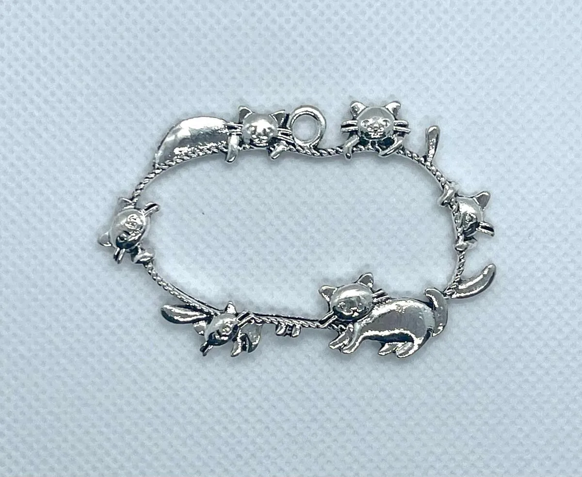 Cats Oval Bezel, silver