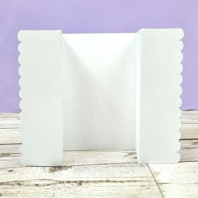 Scalloped Gatefold 5 Cards & 5 Envelopes