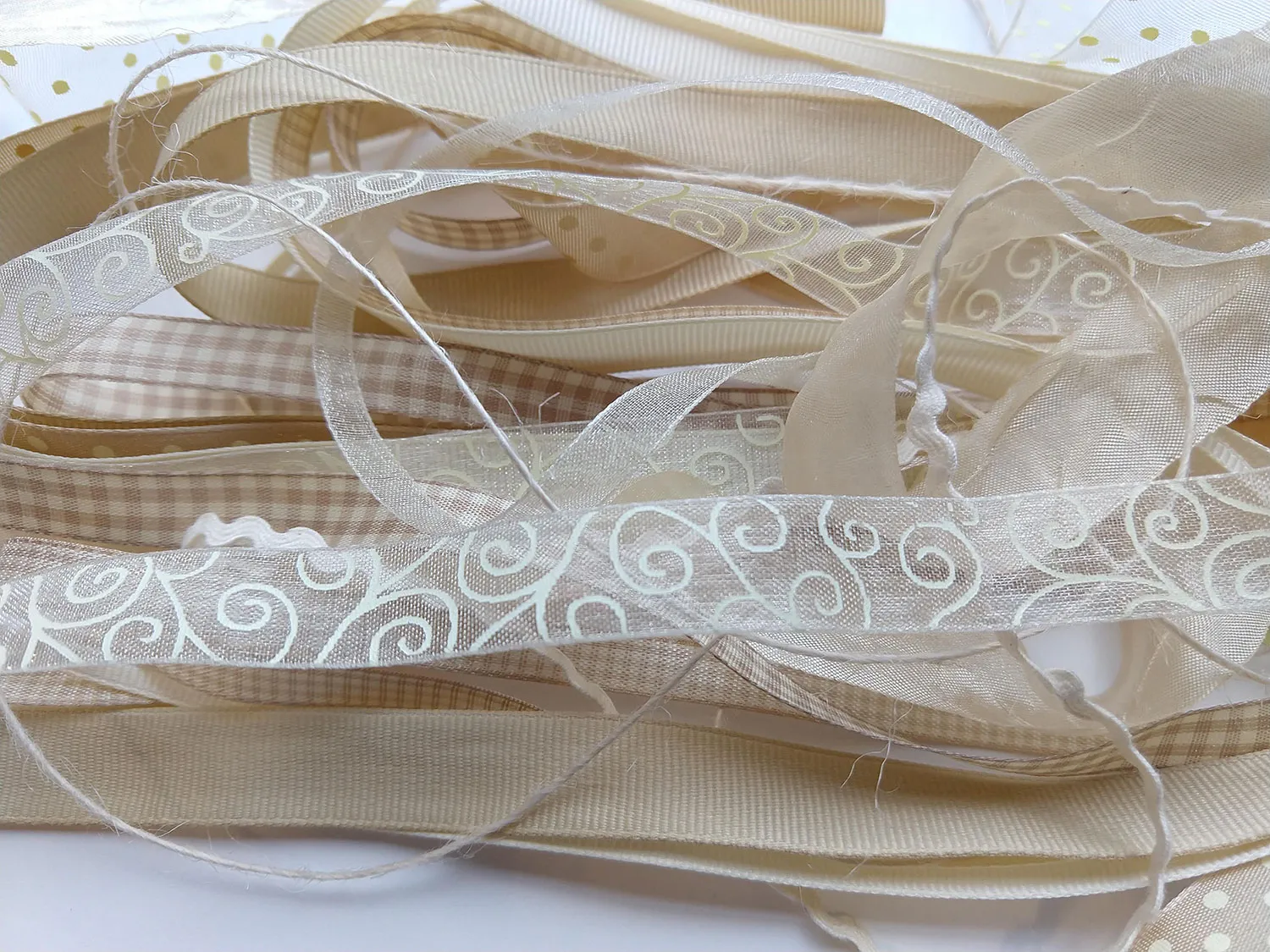 Ivory Ribbon Set