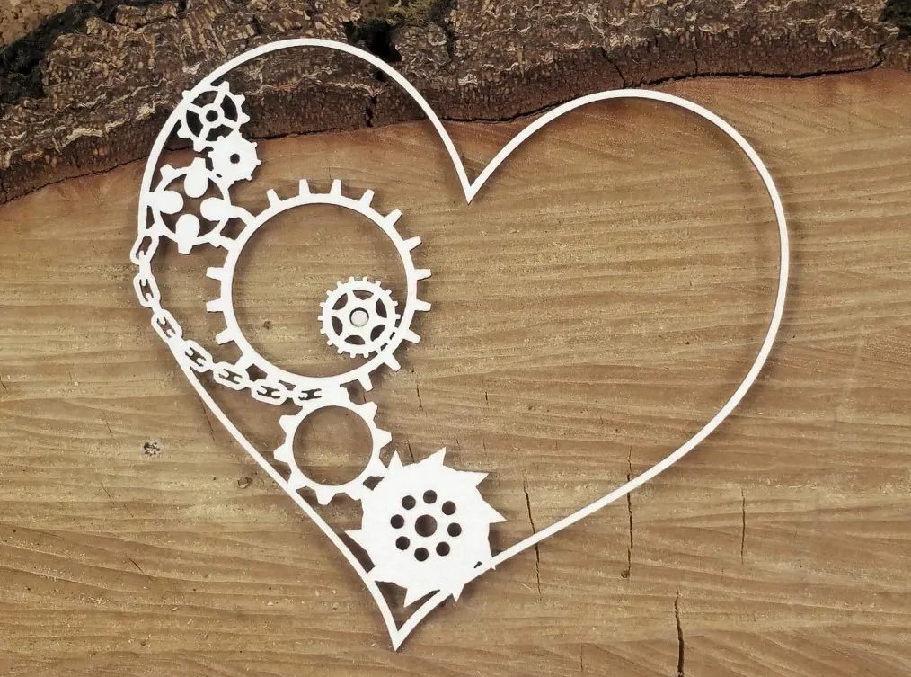 Steampunk Gear Heart Chipboard