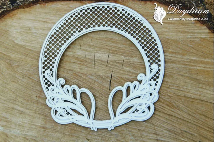 Large Circle Daydream Frame Chipboard